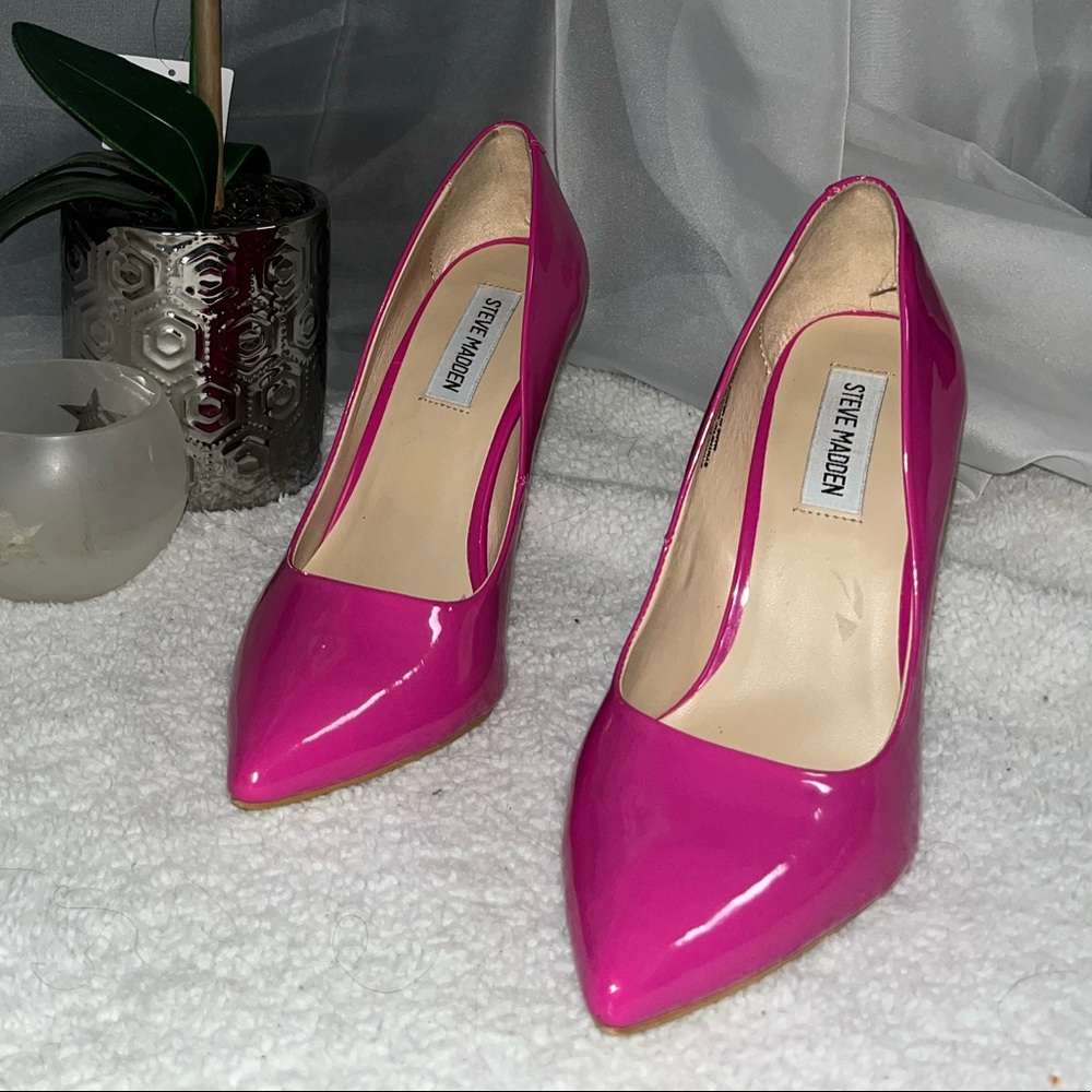 Pretty in pink 💕 Steve Madden Pink Pumps 💕 - Picture 4 of 8